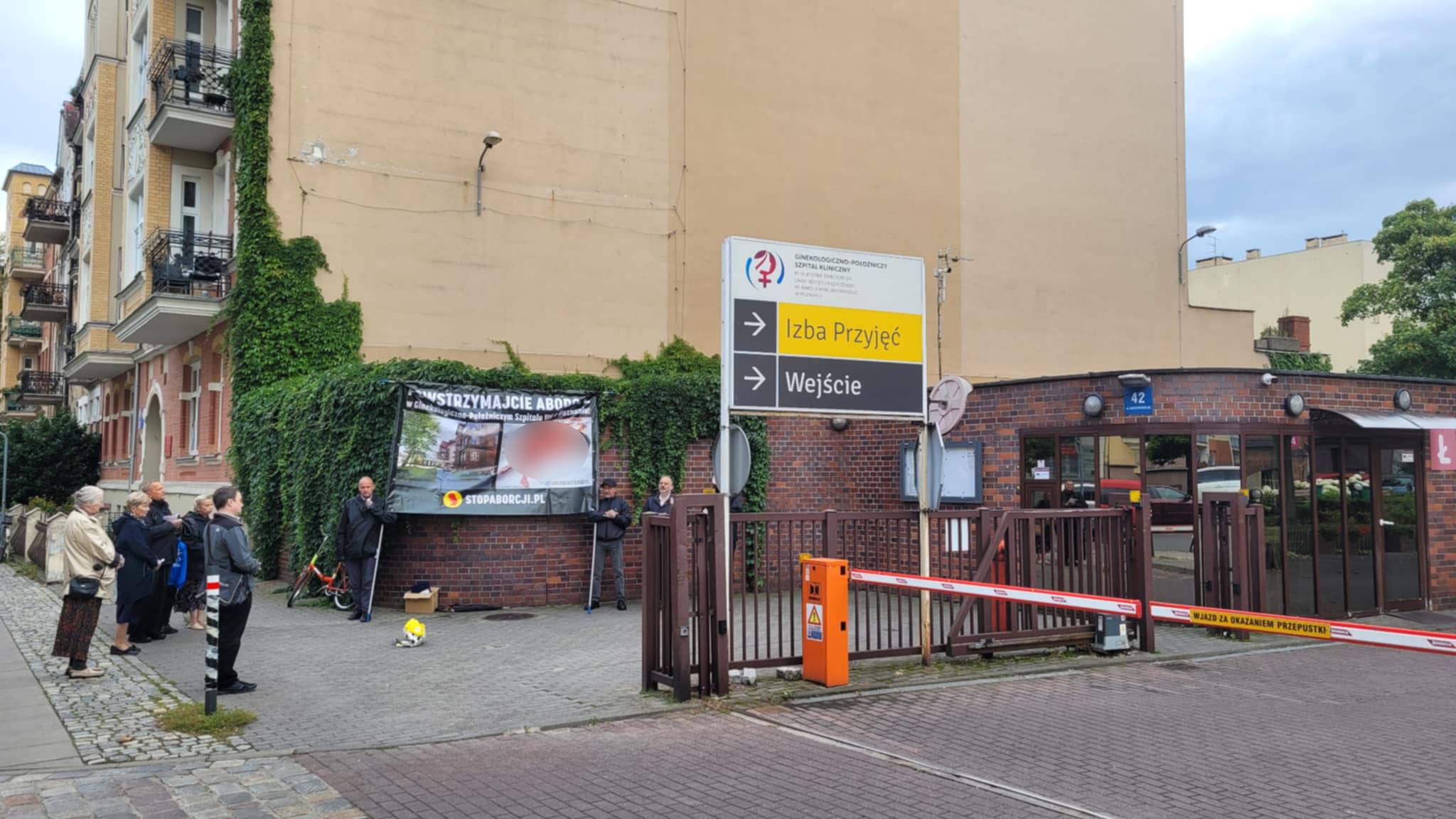 Protest przeciwników aborcji polna szpital - Krzysztof Polasik - Radio Poznań