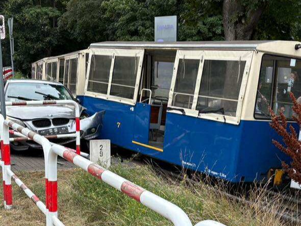 maltanka zderzenie z samochodem  - ig: poznan_moment