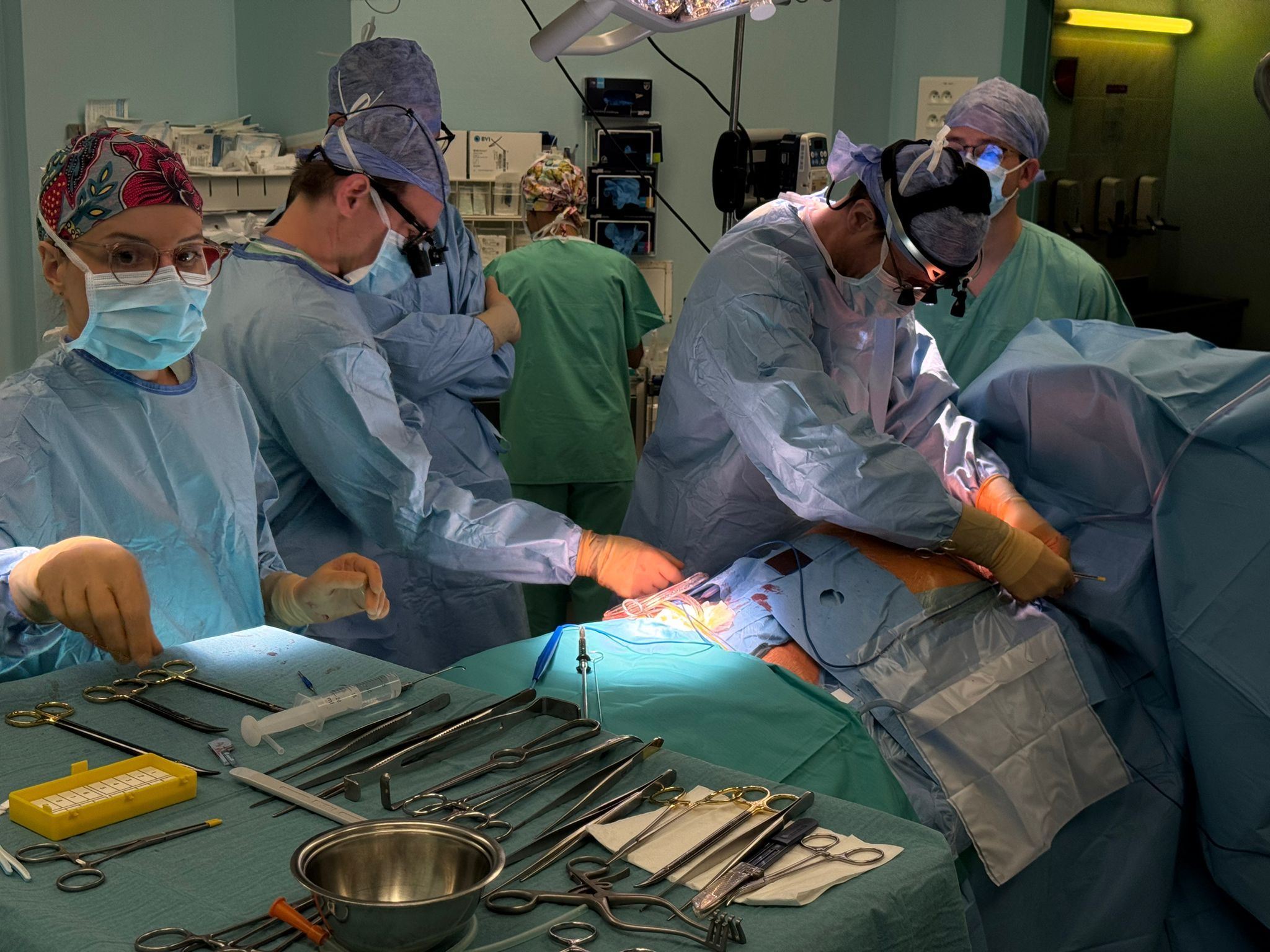 operacja - Wielospecjalistyczny Szpital Miejski im. Józefa Strusia z Zakładem Opiekuńczo Leczniczym SPZOZ