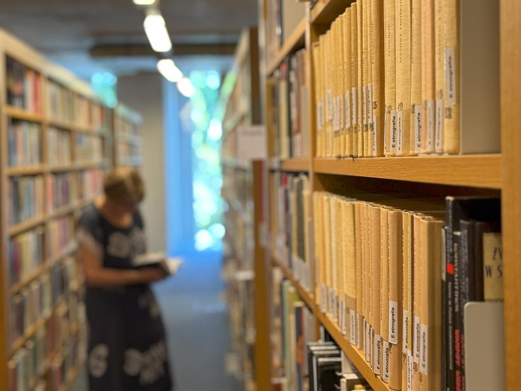 wypożyczalnia książek biblioteka raczyńskich książki  - Eliza Hajdenrajch - Radio Poznań