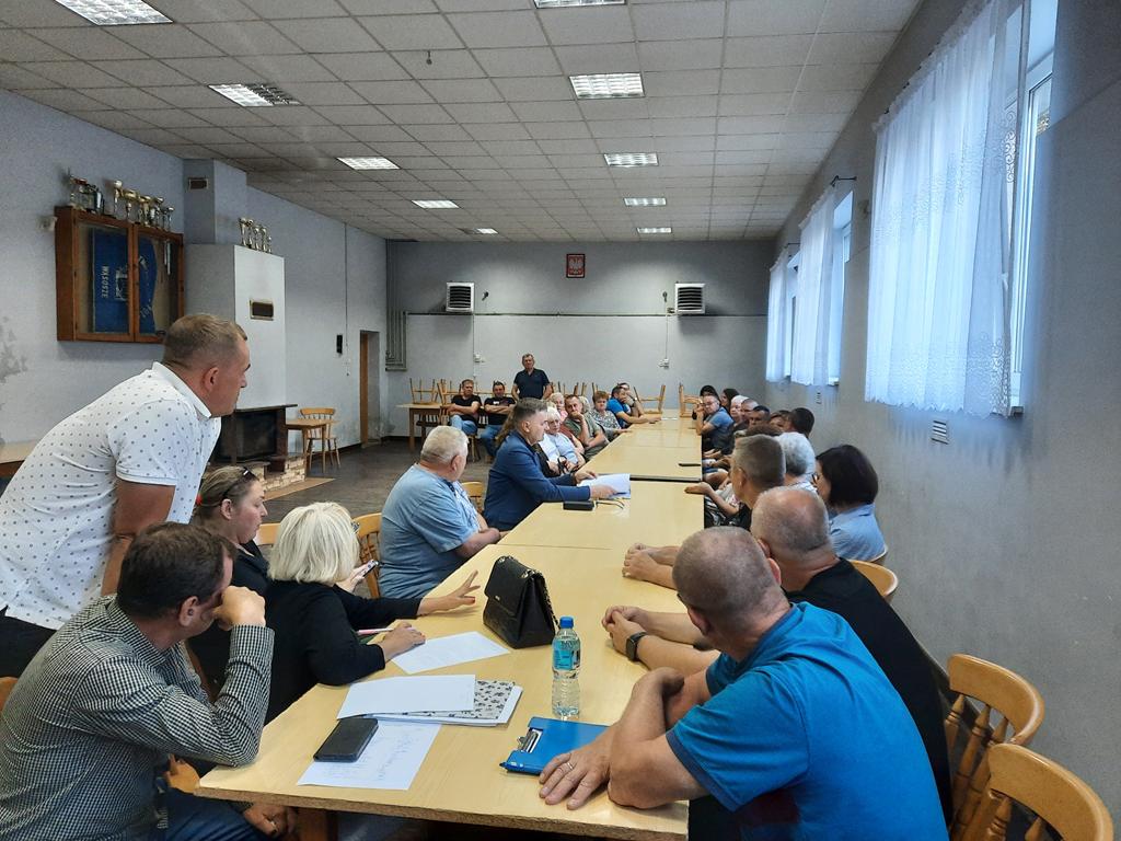 wąsosz spotkanie ws oddania parku - Michalina Maciaszek  - Radio Poznań