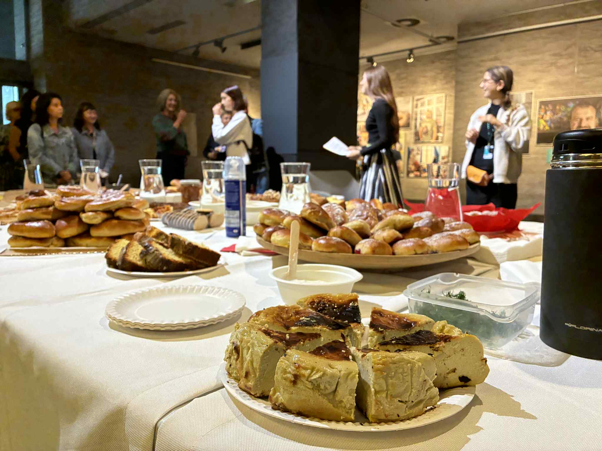 śniadanie dobrosąsiedzkie centrum klutury zamek - Adam Michalkiewicz  - Radio Poznań