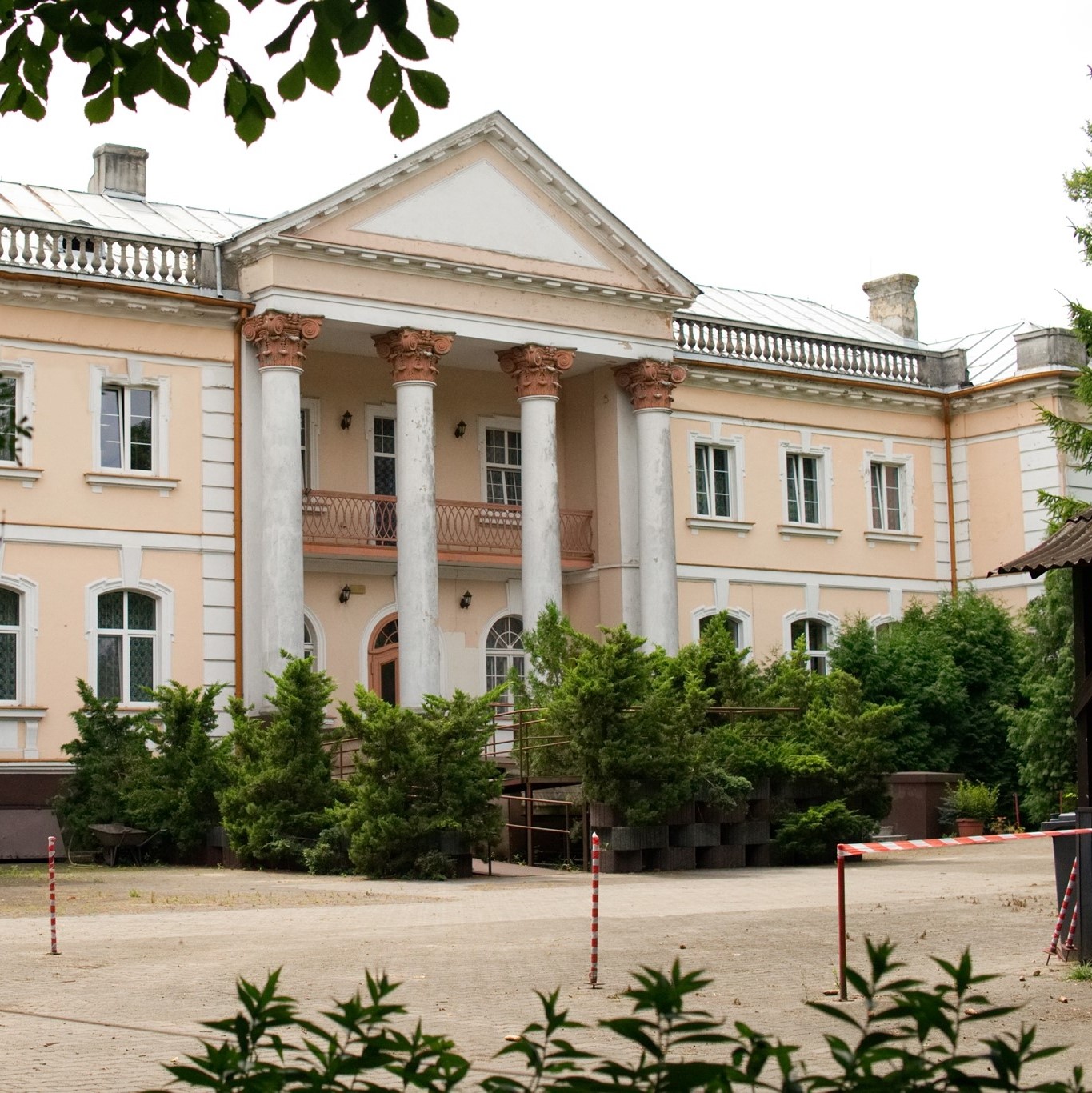 Pałac Seniora w Michorzewie - Pałac Seniora w Michorzewie