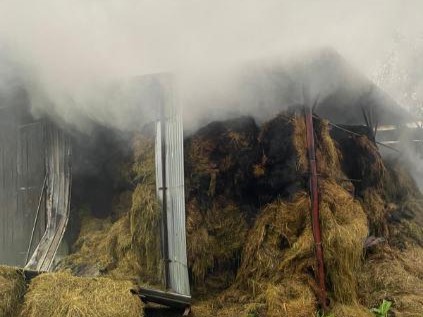 pożar słoma baloty zaborówiec - KM PSP Leszno