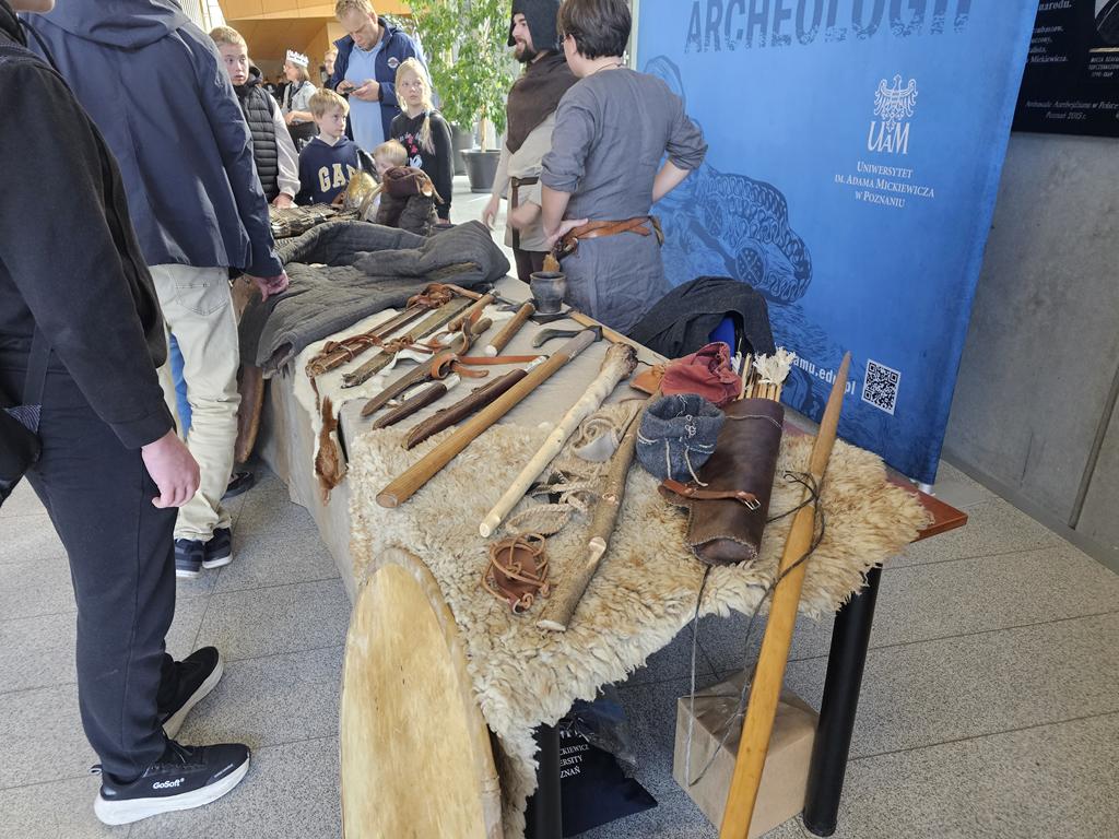 Noc Naukowców wydział archeologii  - Julian Kozanecki - Radio Poznań