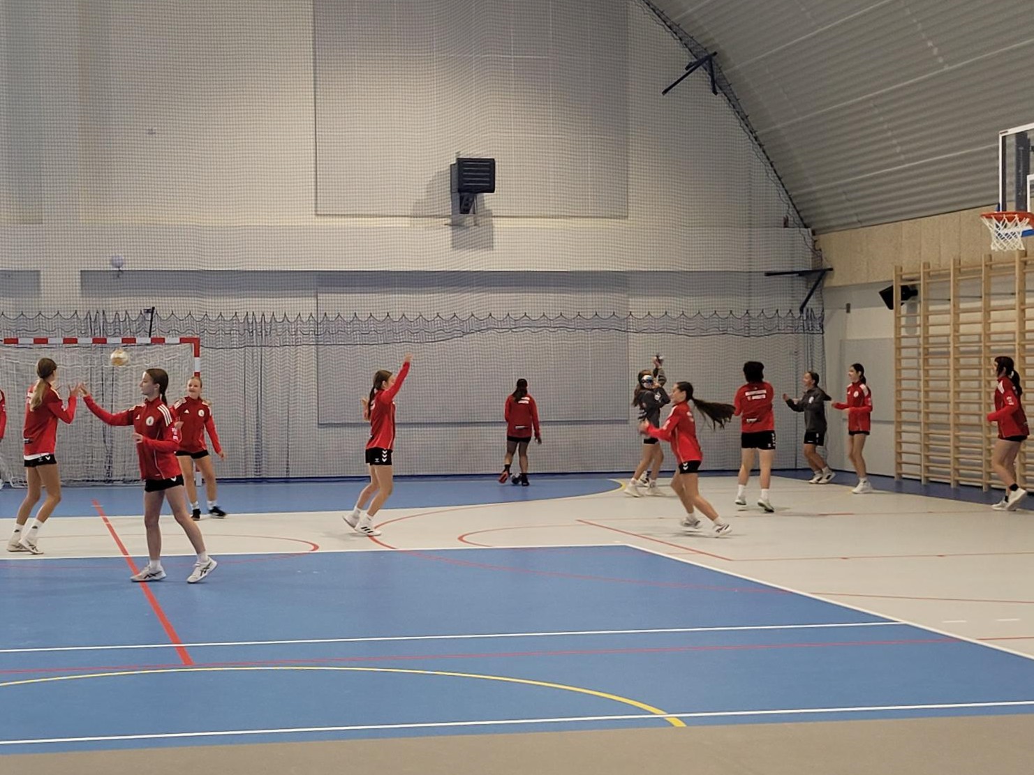 nowa hala sportowa wyszyny  - Marek Wolski  - Radio Poznań