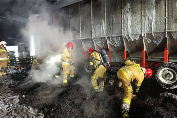 pożar lasocice leszno brykiet - KM PSP Leszno