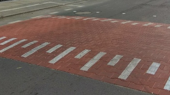 próg zwalniający  - ZDM