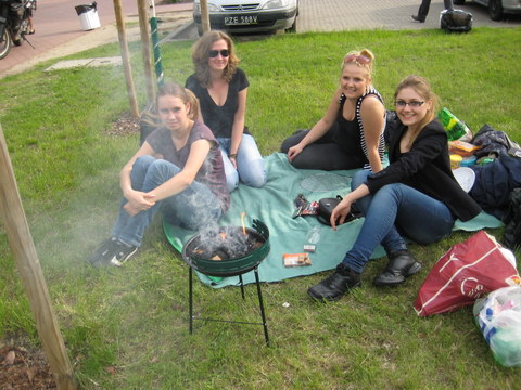 Studenckie grillowanie - Morasko - Jacek Butlewski
