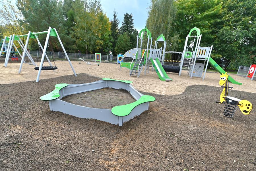 kompleks sportowy boisko modrzejewskiej - Wojtek Wardejn - Radio Poznań