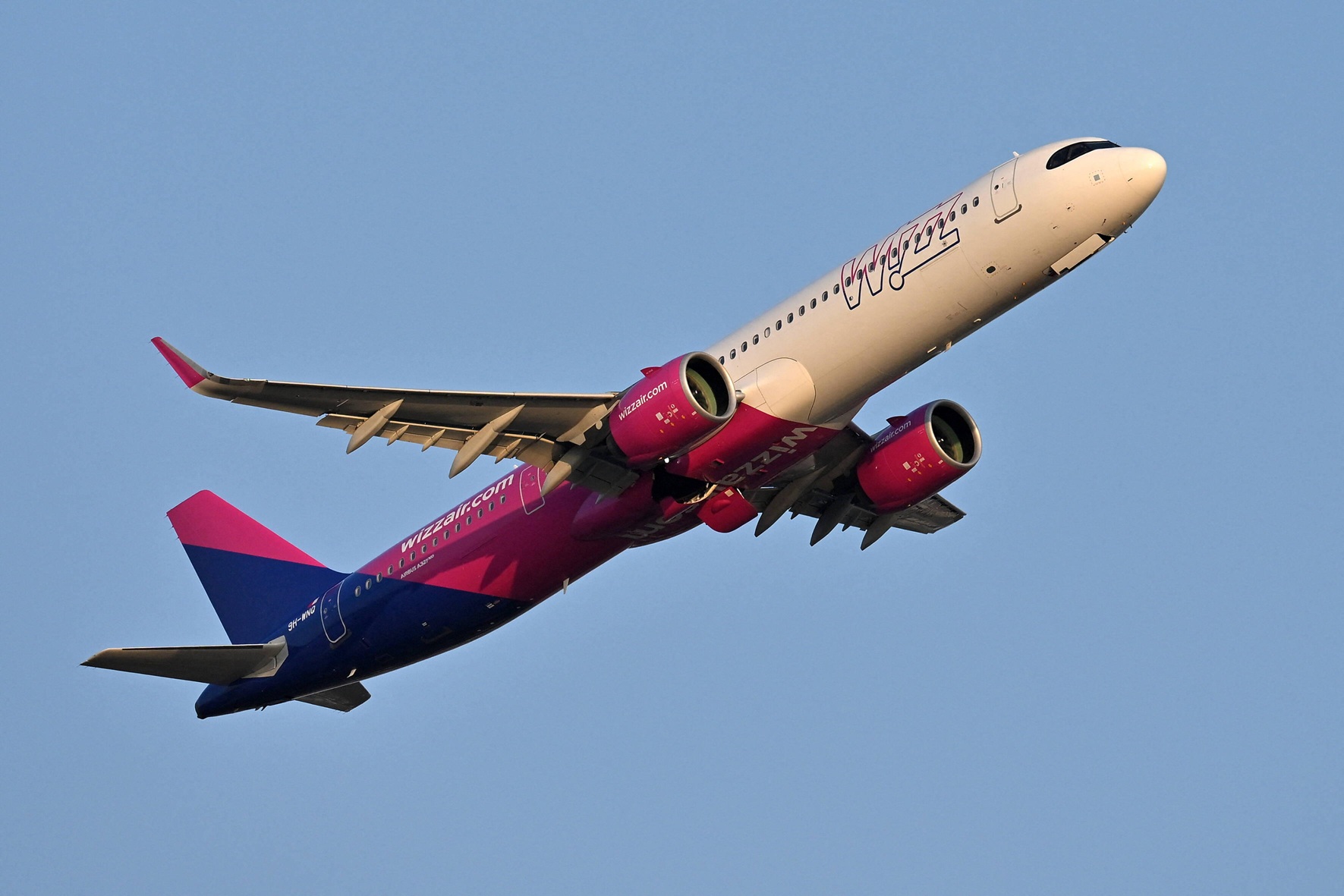 wizzair - PAP/Abaca