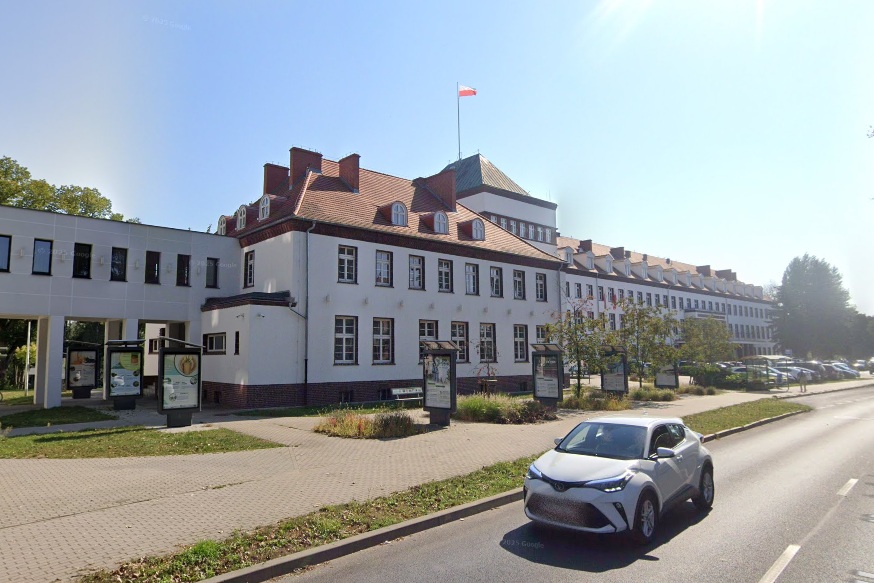 Powiatowe Centrum Pomocy Rodzinie - Google Street View