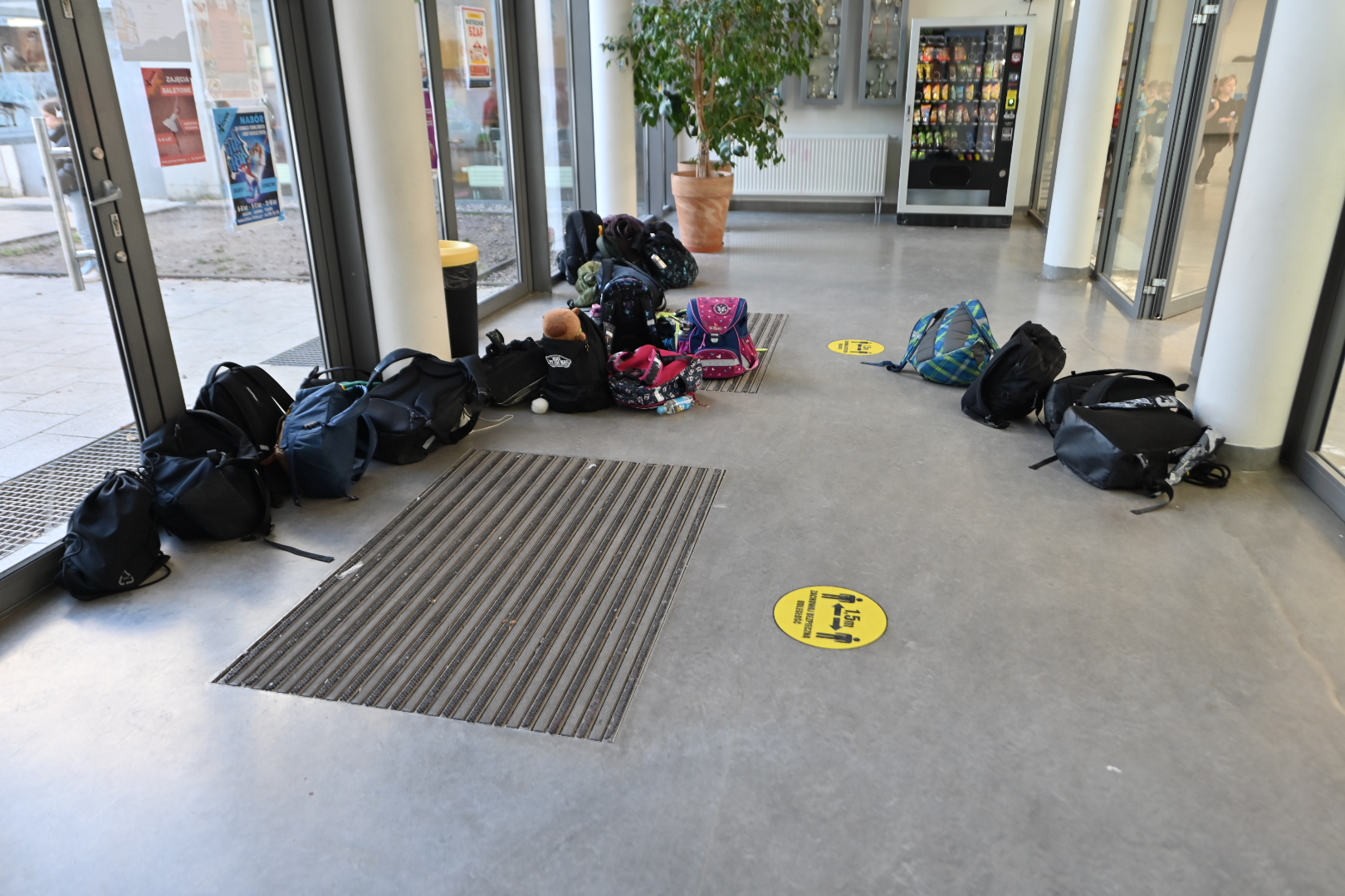 Szkolny korytarz - Wojtek Wardejn - Radio Poznań