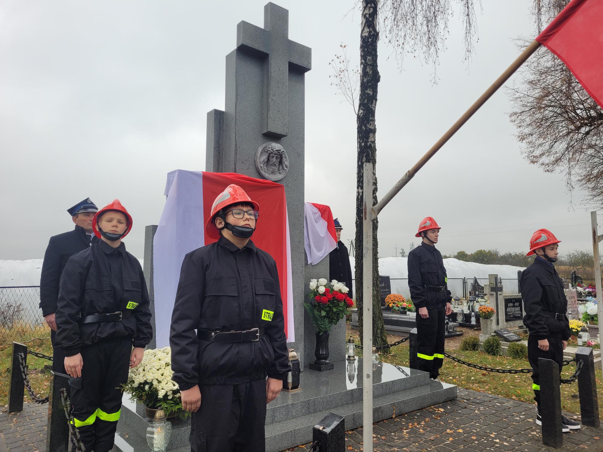 pomnik Mirosław powstańcy - Marek Wolski - Radio Poznań