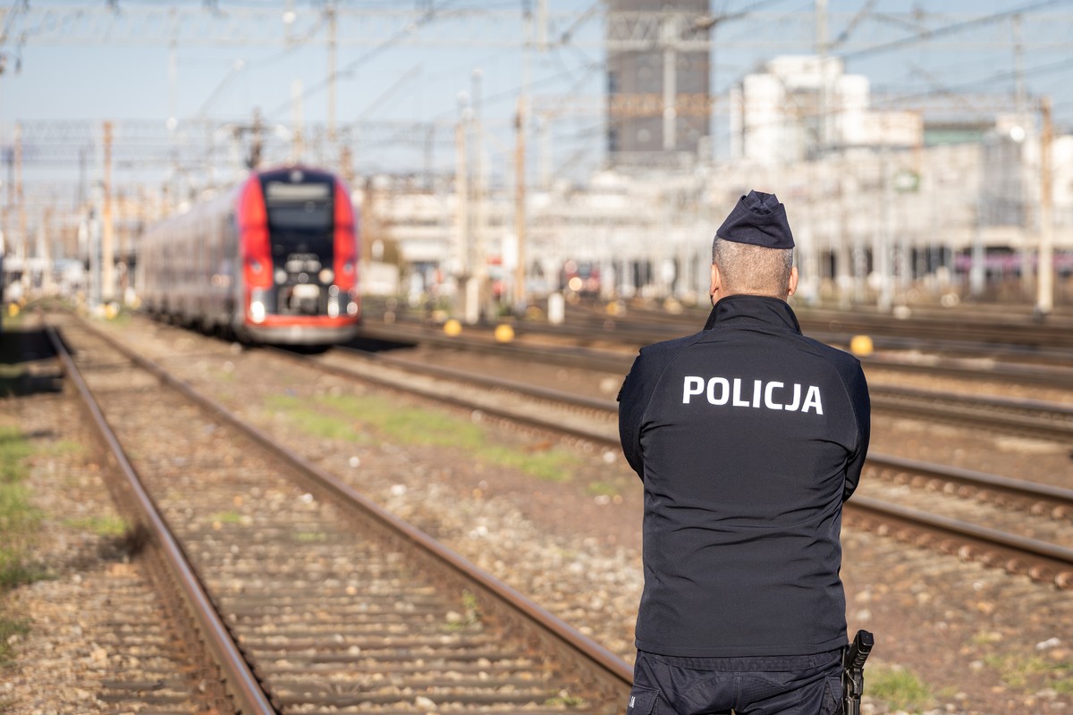 308-412610 - wielkopolska.policja.gov.pl