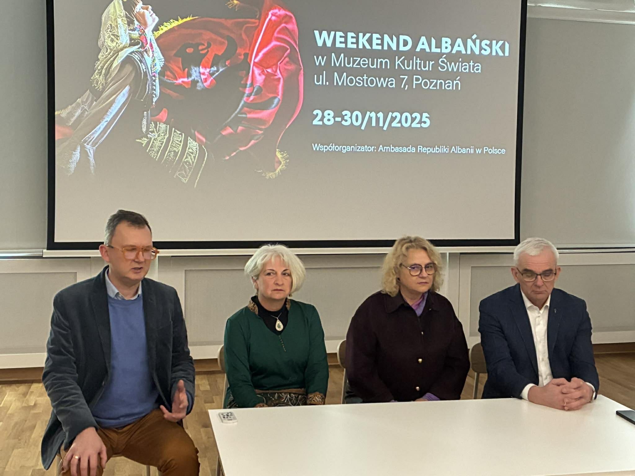 weekend albański - Jacek Butlewski - Radio Poznań