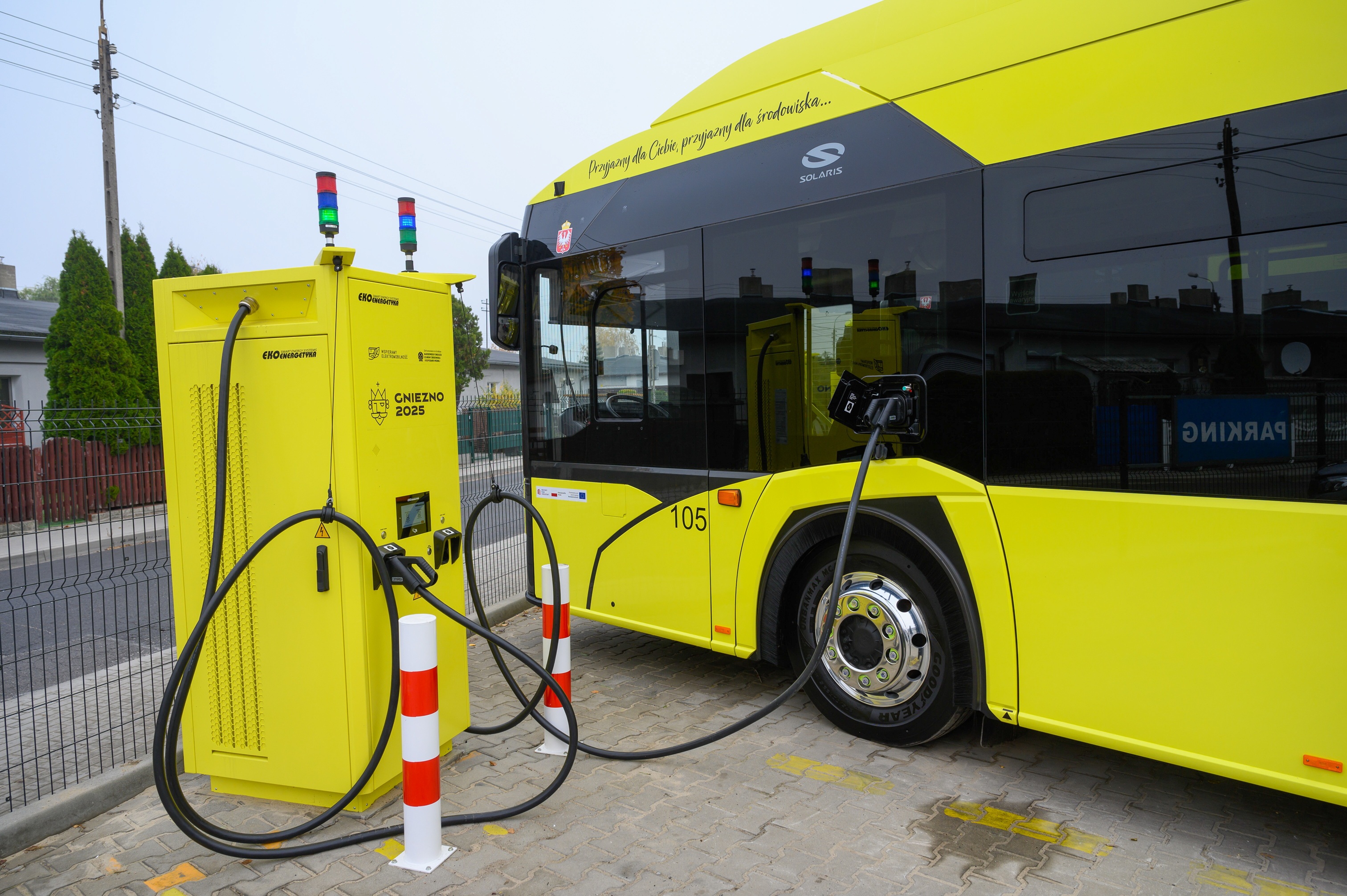 autobus elektryczny - Jakub Kaczmarczyk - PAP