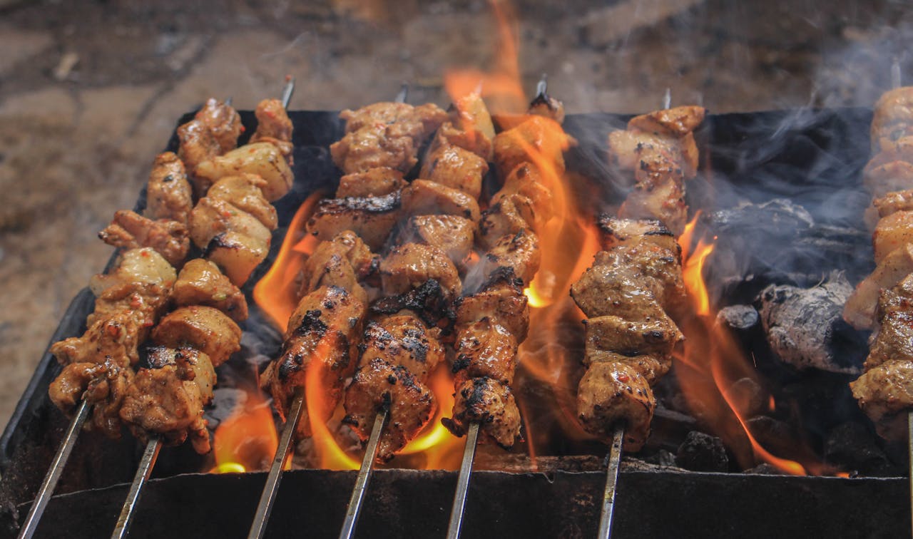 kebab grill szaszłyk - Samer Daboul - Pexels