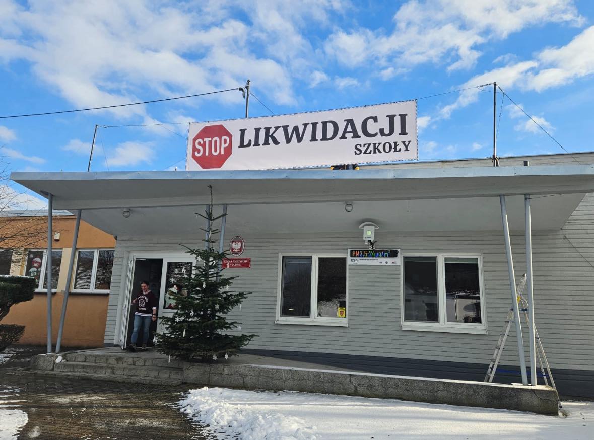 NIE dla Likwidacji Szkoły w Dubinie  - FB: NIE dla Likwidacji Szkoły w Dubinie 