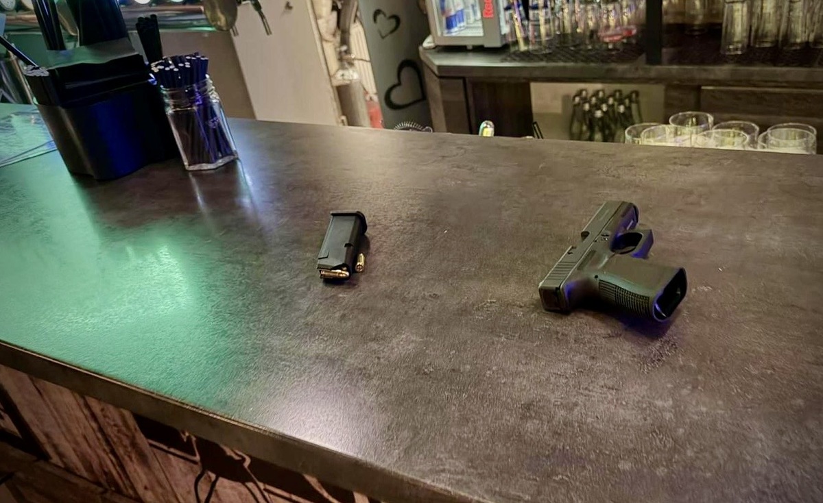 47-letni mężczyzna wszedł z pistoletem do jednego z lokali w Pile - KPP Piła