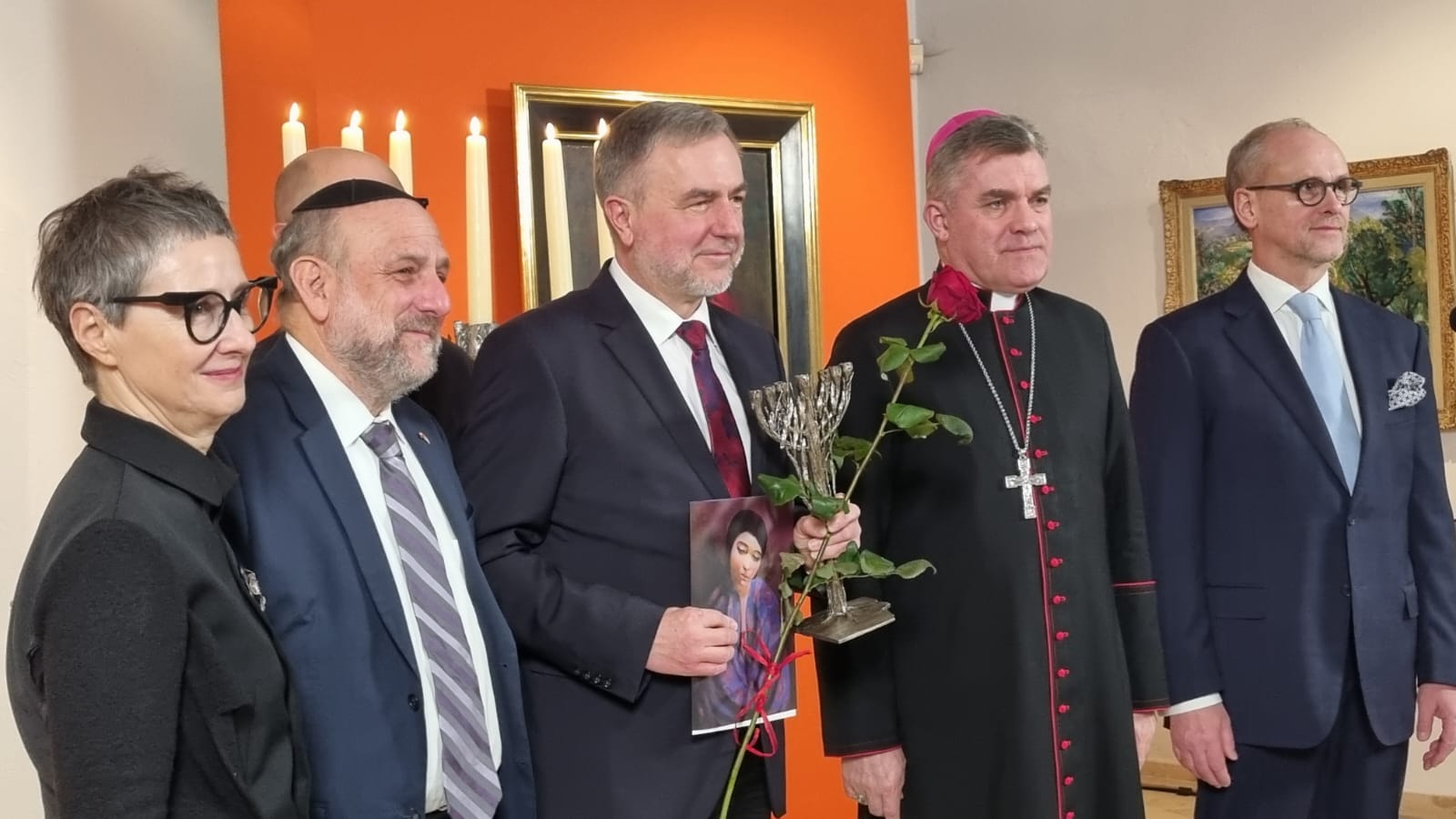 menora dialogu marek woźniak - Magda Konieczna