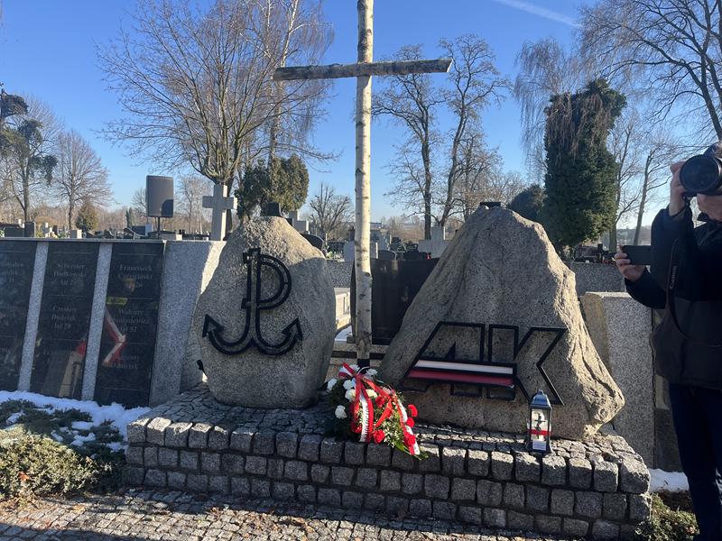 hołd dla pomordowanych las skarszewski - Danuta Synkiewicz - Radio Poznań