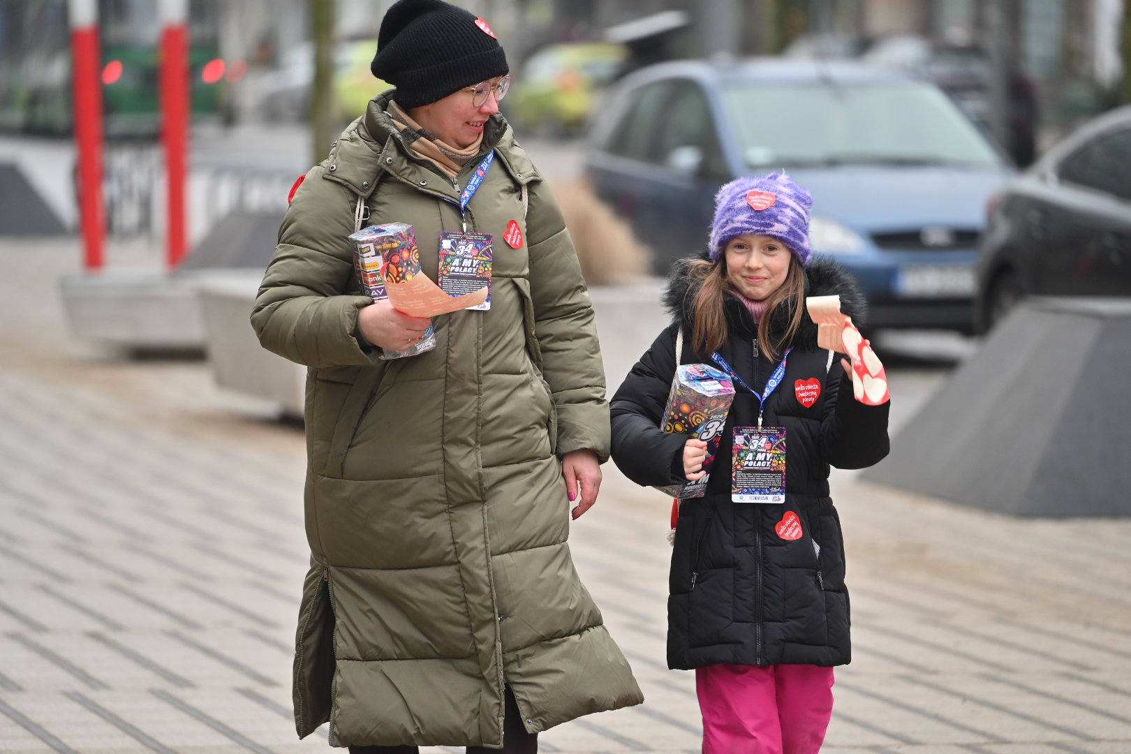 kwestujący wośp poznań puszki wolontariusze - Wojtek Wardejn