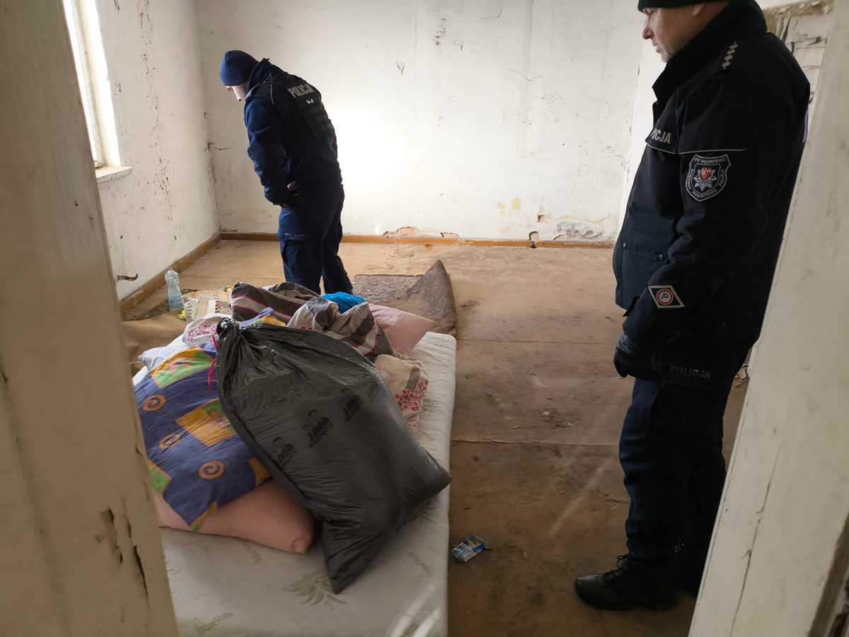 Policja bezdomny dywan - KPP Wągrowiec