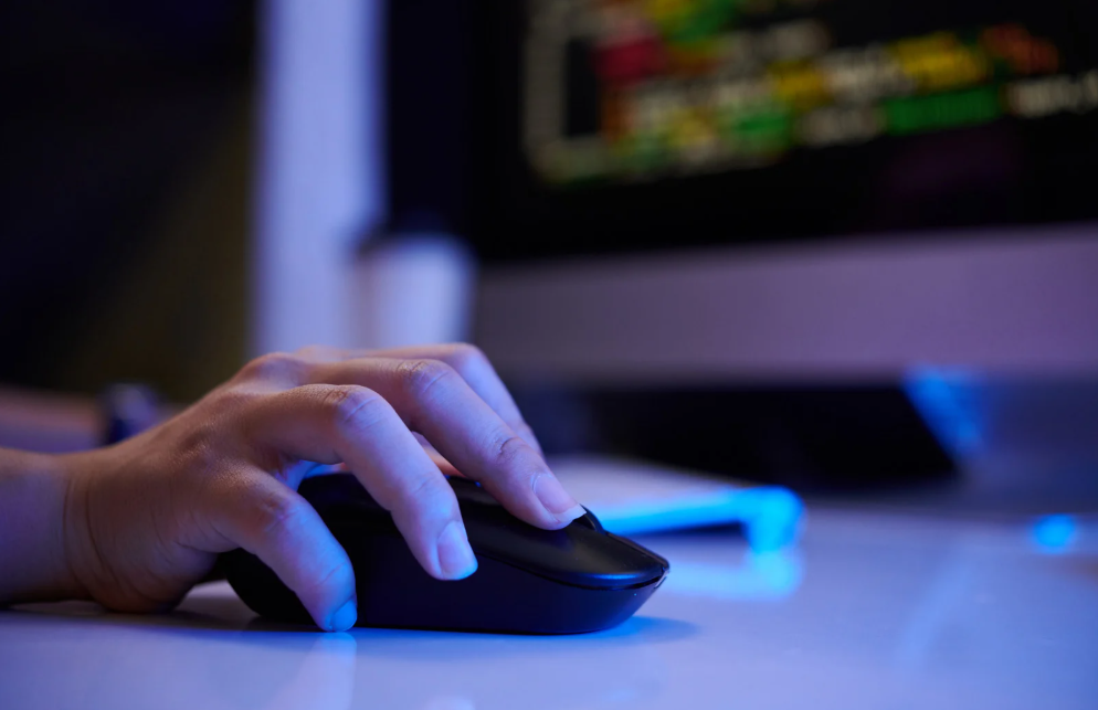 myszka komputer - DragonImages