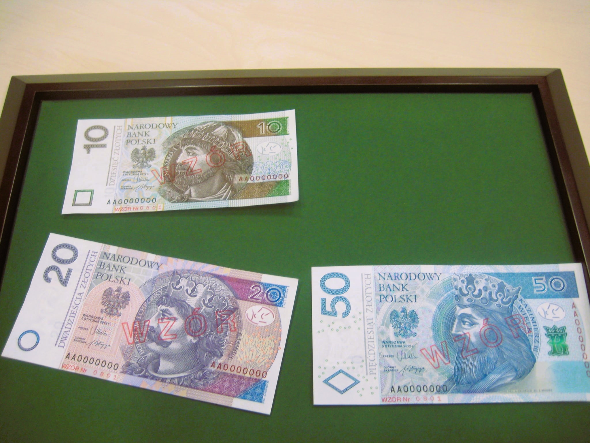 banknoty wzory nbp - Jacek Butlewski - Radio Poznań