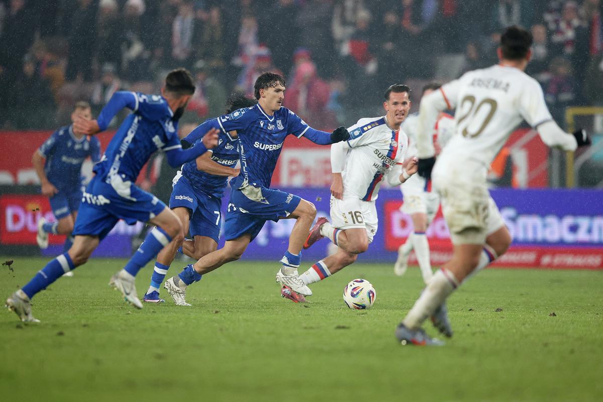 lech z górnikiem - Jarek Praszkiewicz - PAP