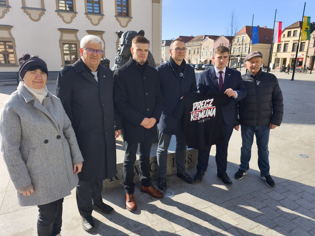 tablica rawicz - Bartłomiej Klupś - Radio Poznań