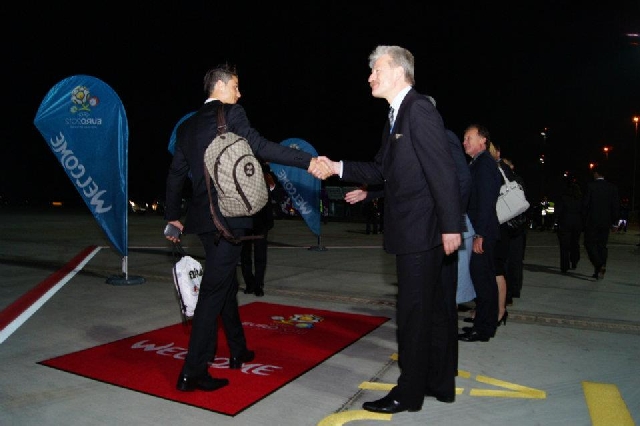 ronaldo ławica grobelny - Port Lotniczy Poznań-Ławica