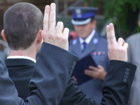 Ślubowanie policjantów bez mundurów - KWP w Poznaniu