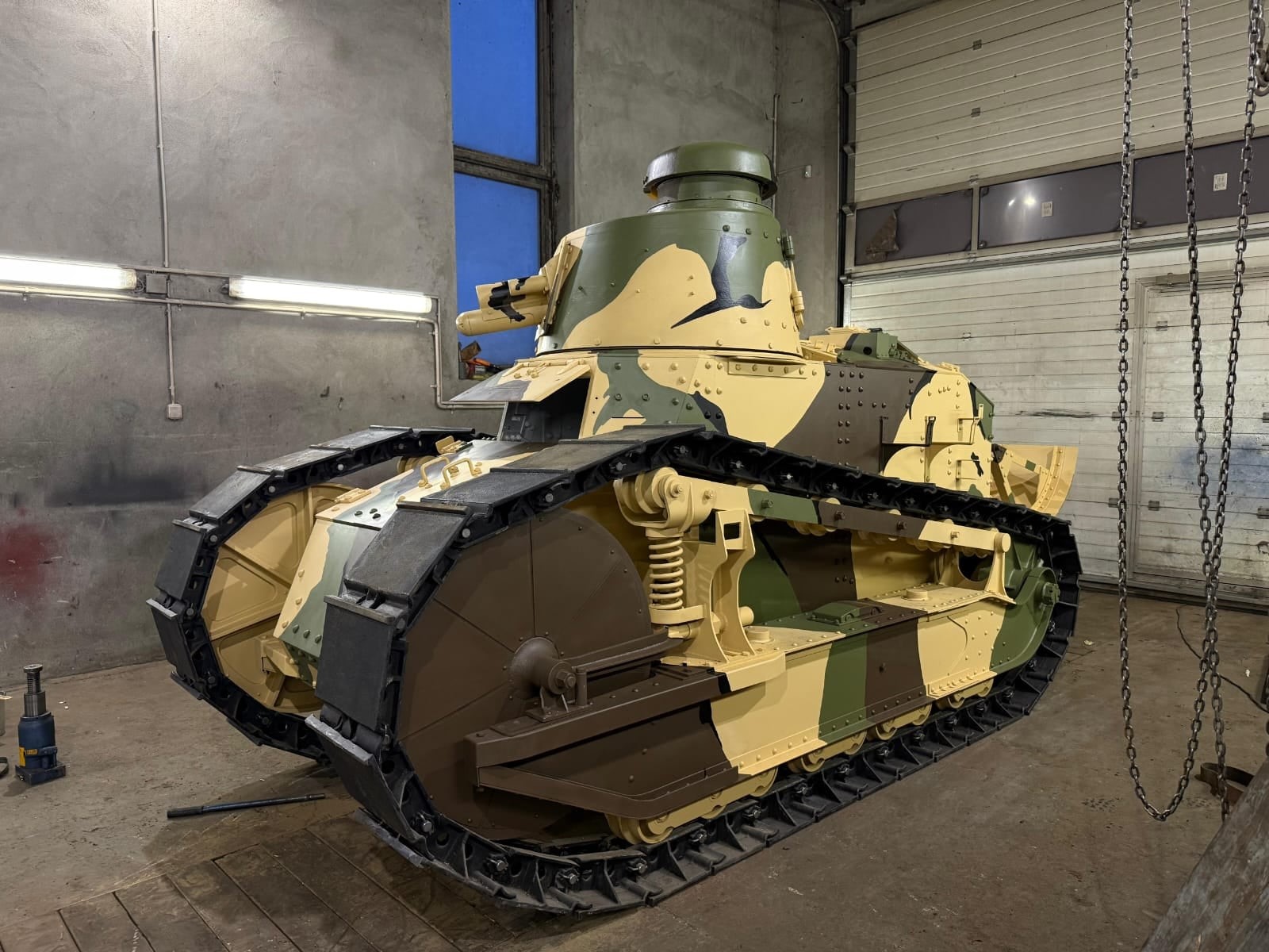 Repliki pojazdów pancernych muzeum broni pancernej - Muzeum Broni Pancernej