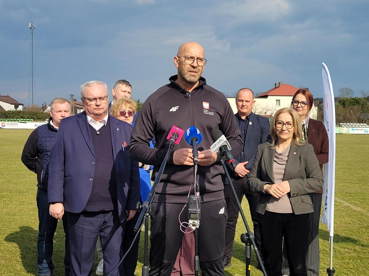 jakub rutnicki boisko w śmieszkowie - Marek Wolski - Radio Poznań