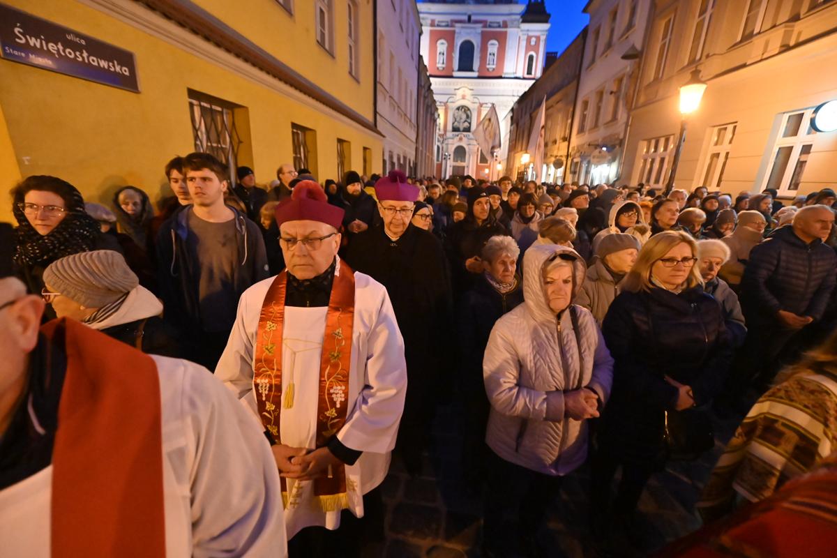 poznańska droga krzyżowa - Wojtek Wardejn - Radio Poznań