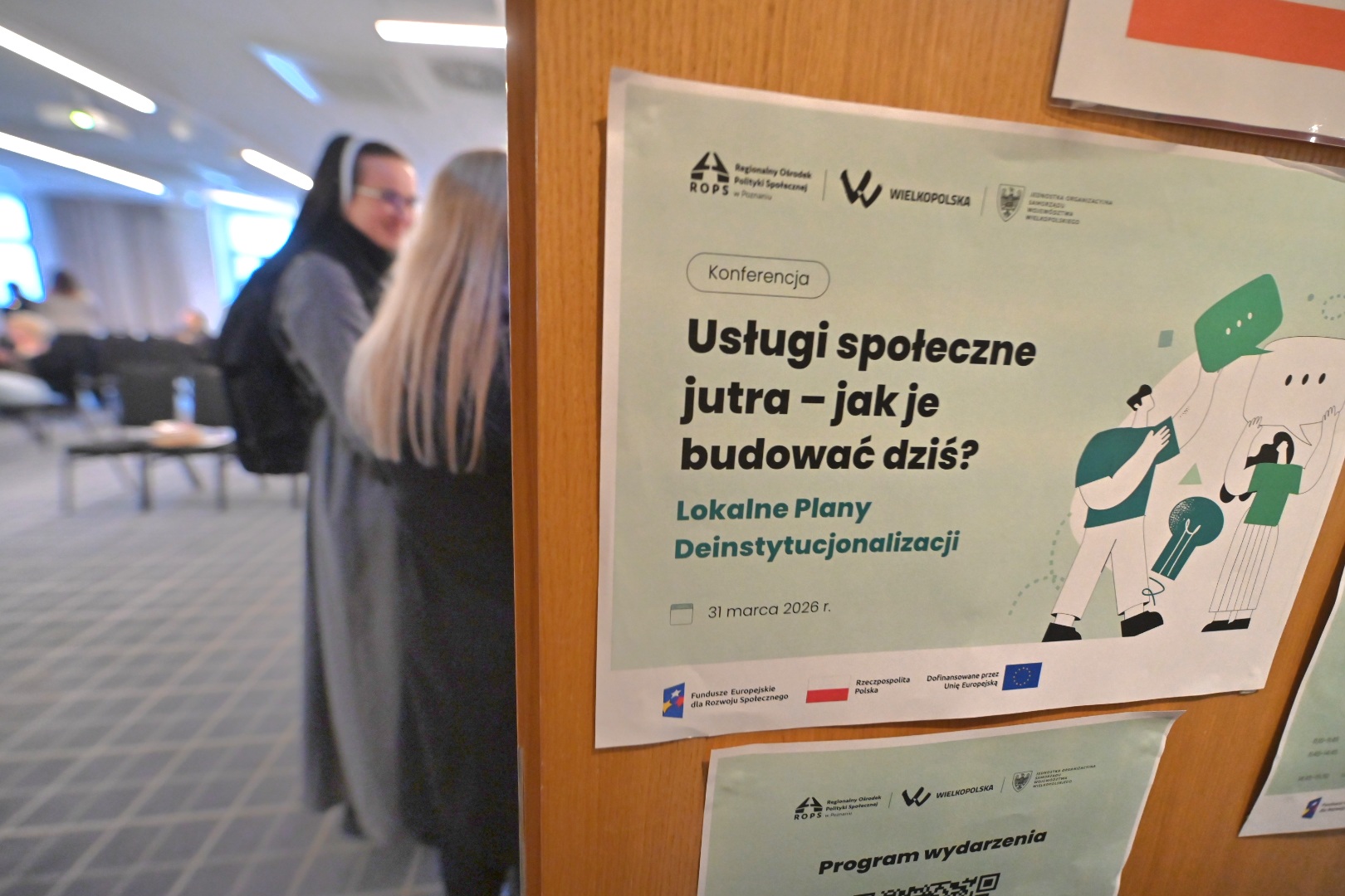 usługi społeczne konferencja - Wojtek Wardejn  - Radio Poznań