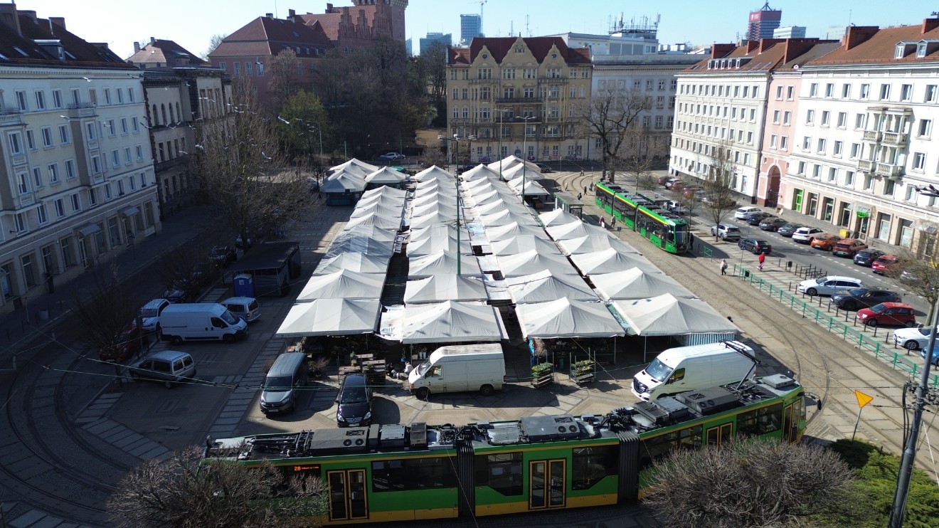 targowisko poznań dron - Wojtek Wardejn - Radio Poznań