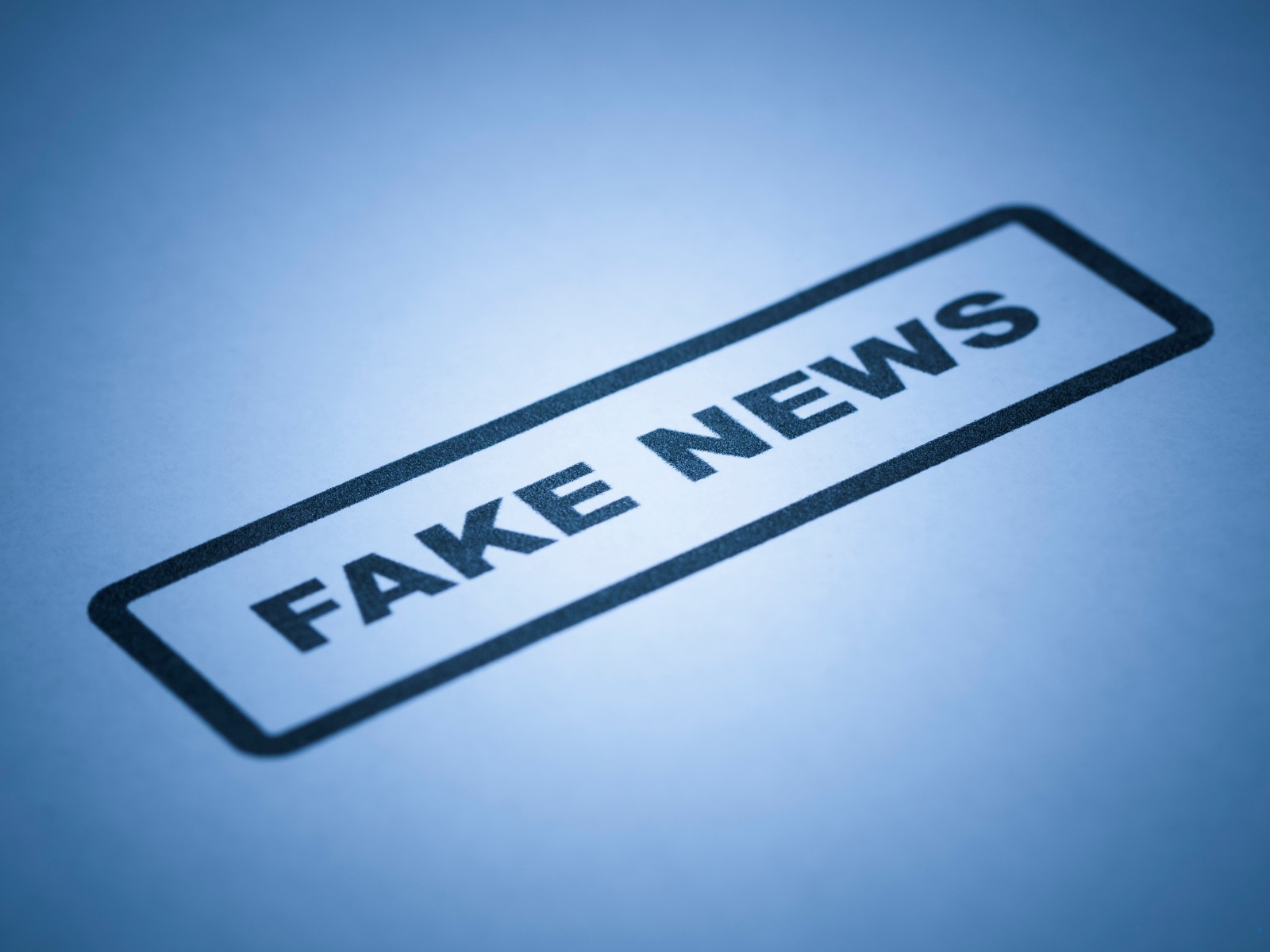 fake news - LPETTET - Canva