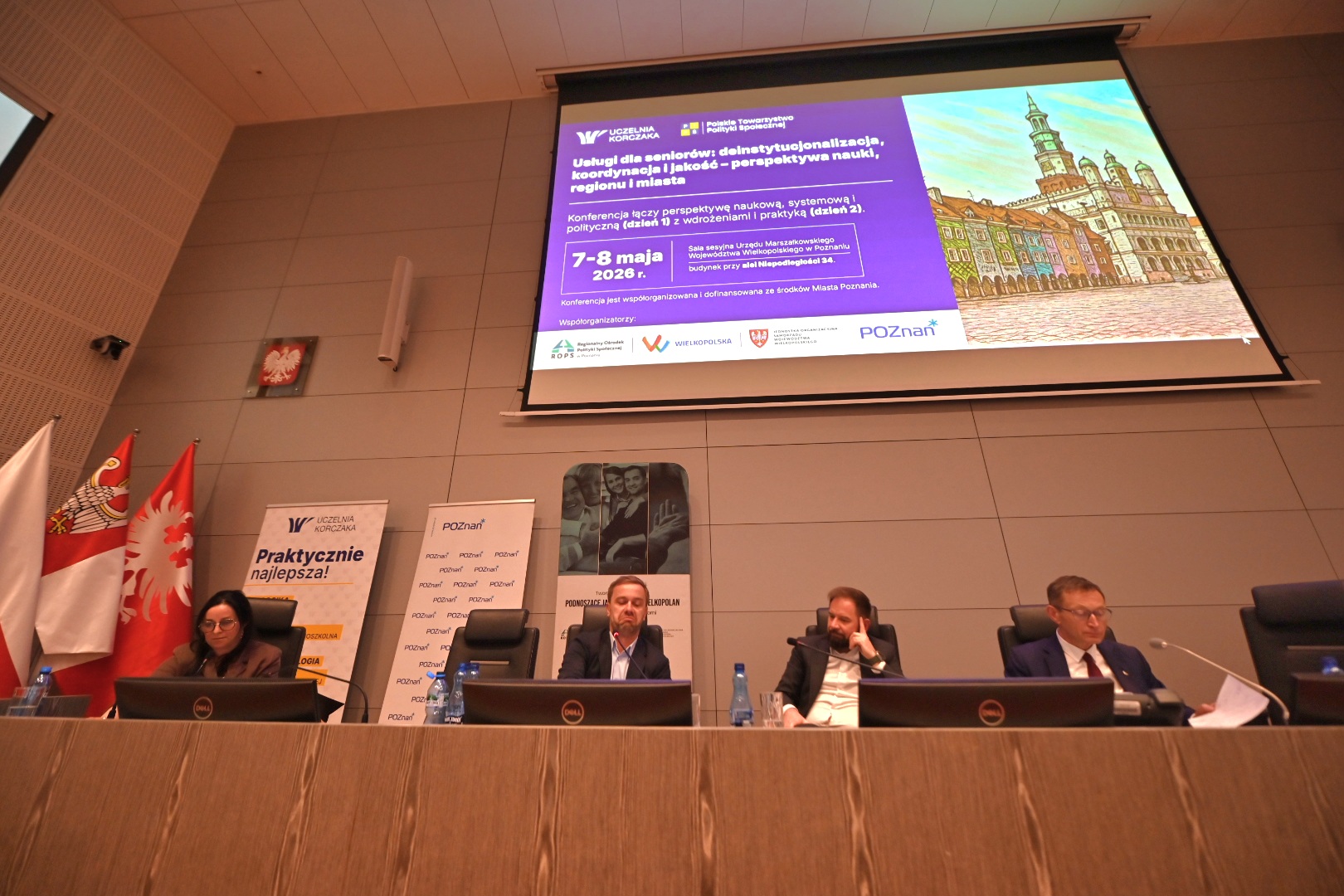 USŁUGI DLA SENIORÓW KONFERENCJA - Wojtek Wardejn