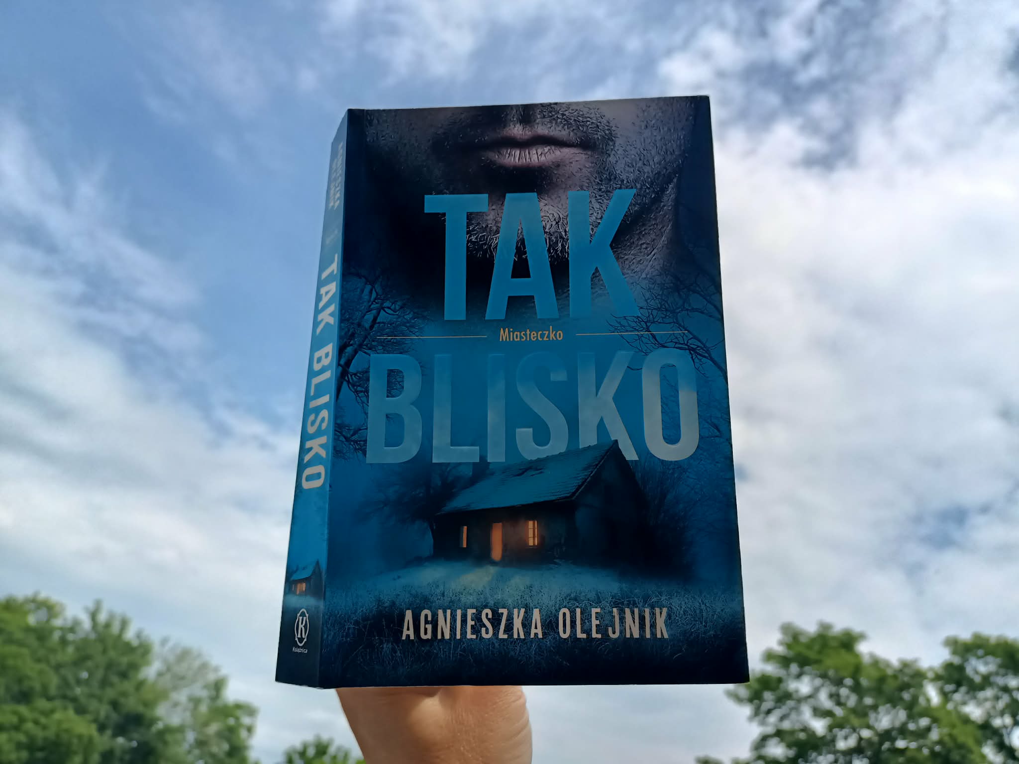 Tuż obok książka - Joanna Divina - Radio Poznań
