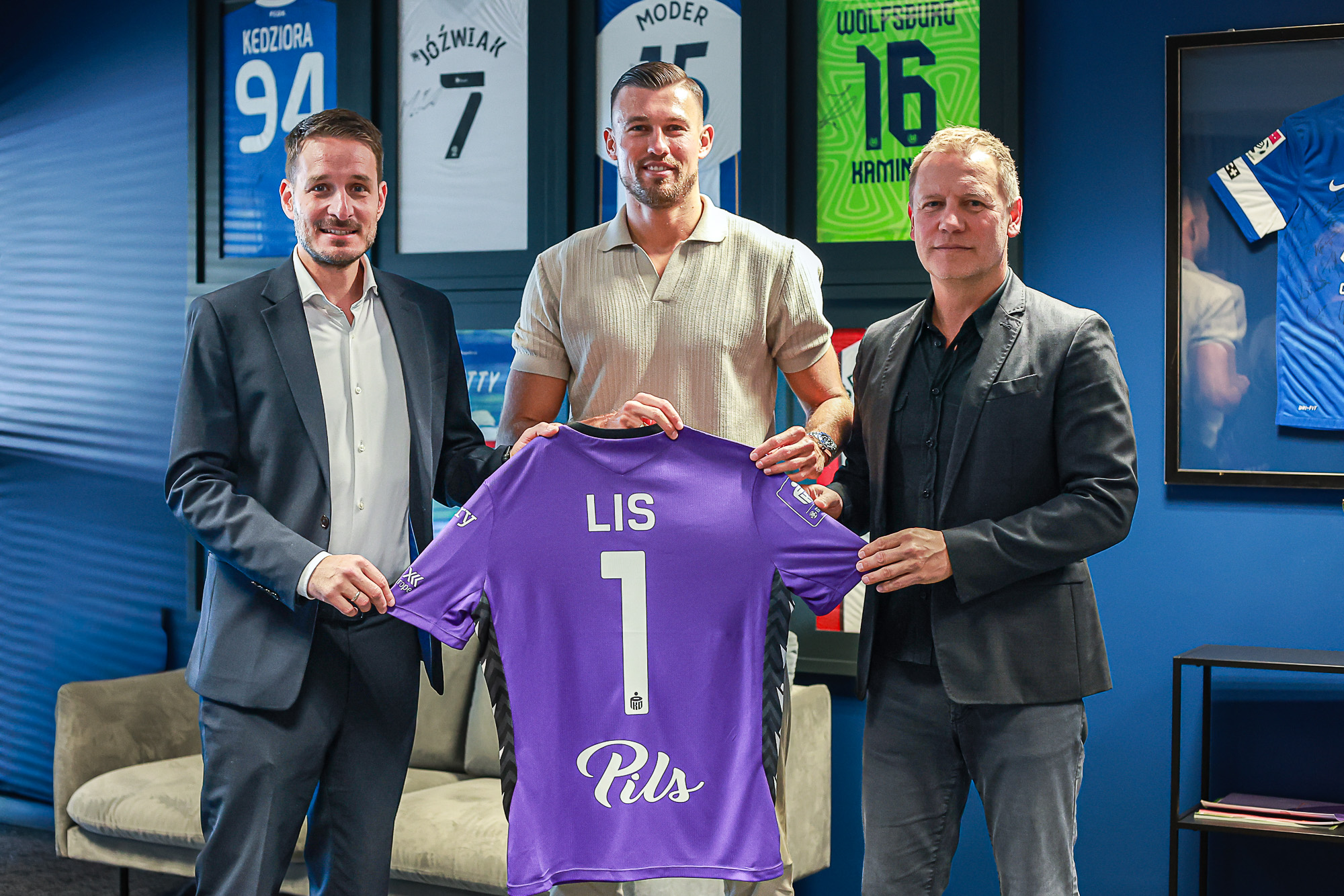 Mateusz Lis Lech Poznań - Przemysław Szyszka - lechpoznan.pl