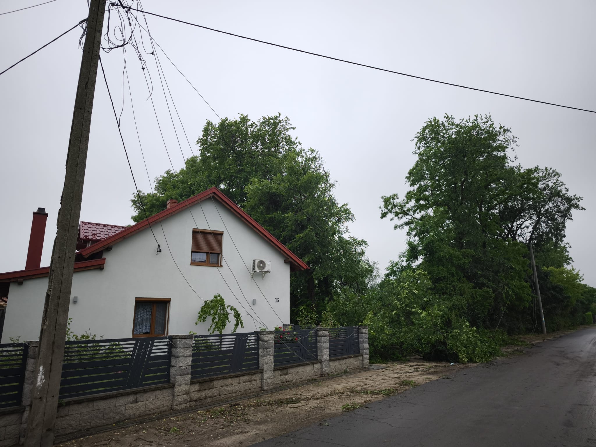 zniszczenia burza krzywiń - Bartłomiej Klupś