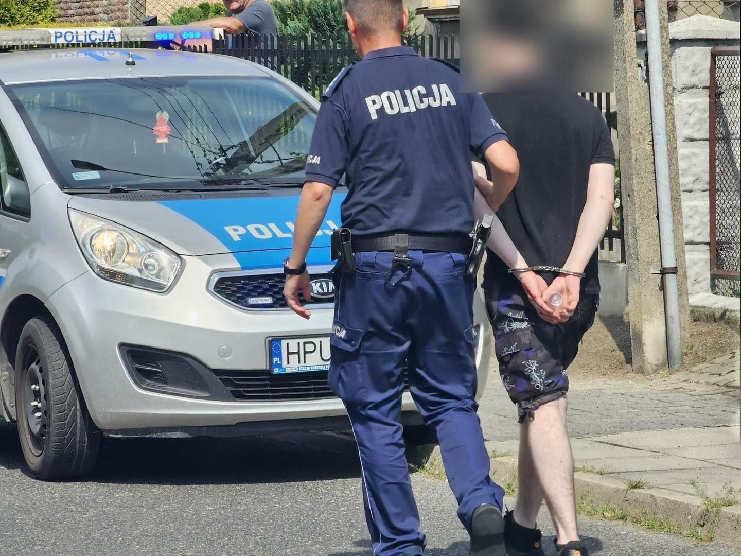 Policja zatrzymanie - KPP w Gnieźnie