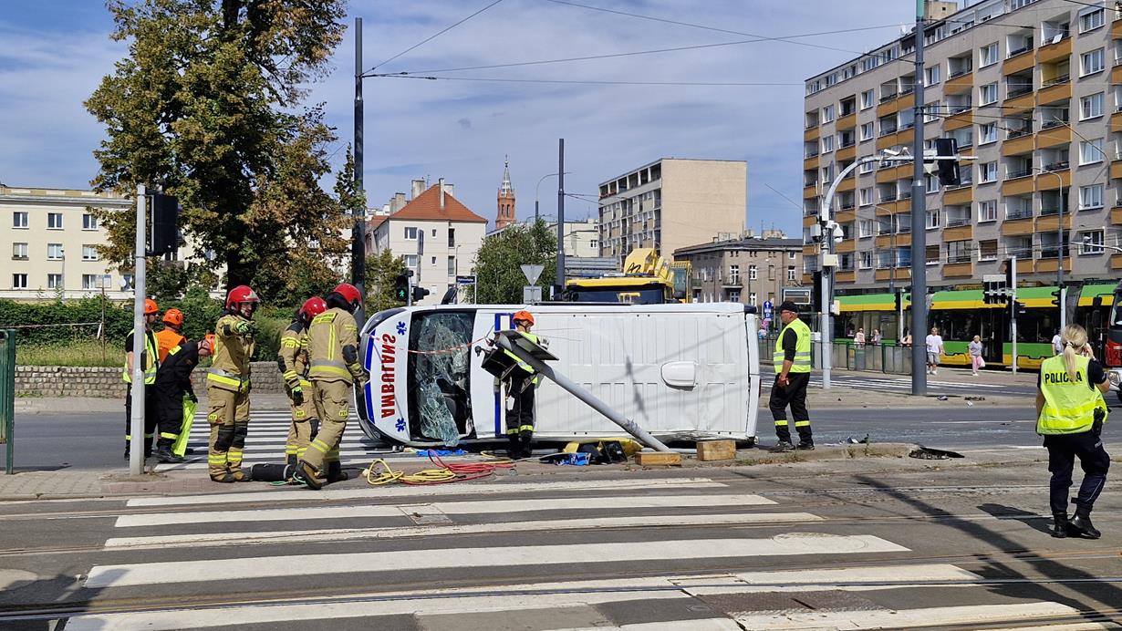 wypadek karetki poznań - Kacper Lawiński - Radio Poznań