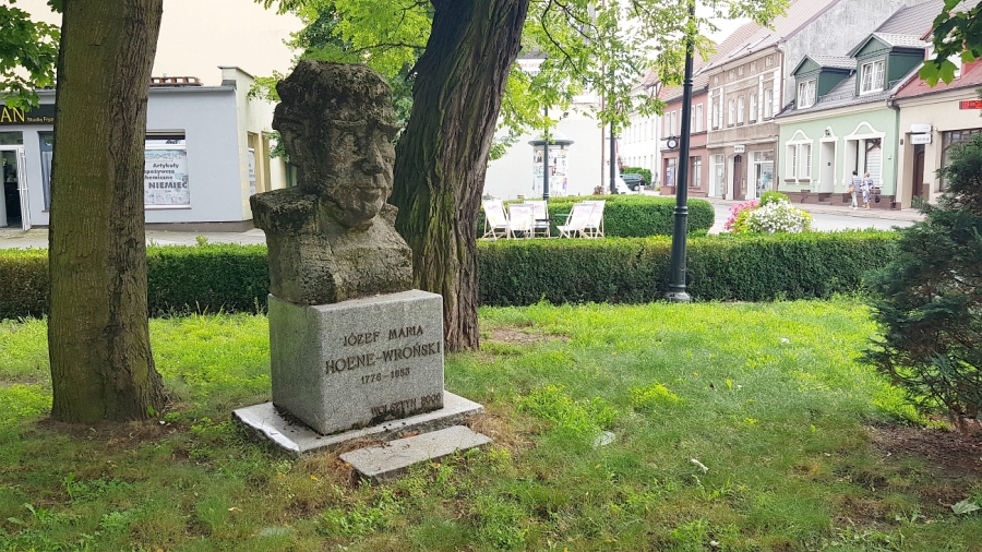 józef maria hoene wroński popiersie wolsztyn - Urząd Miejski w Wolsztynie