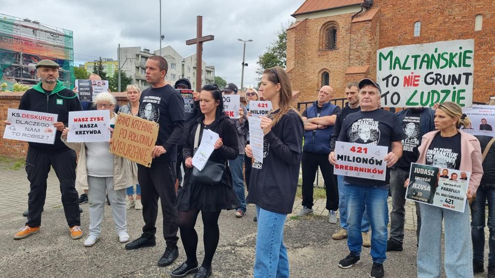maltańskie protest kościół jana  - Magda Konieczna - Radio Poznań