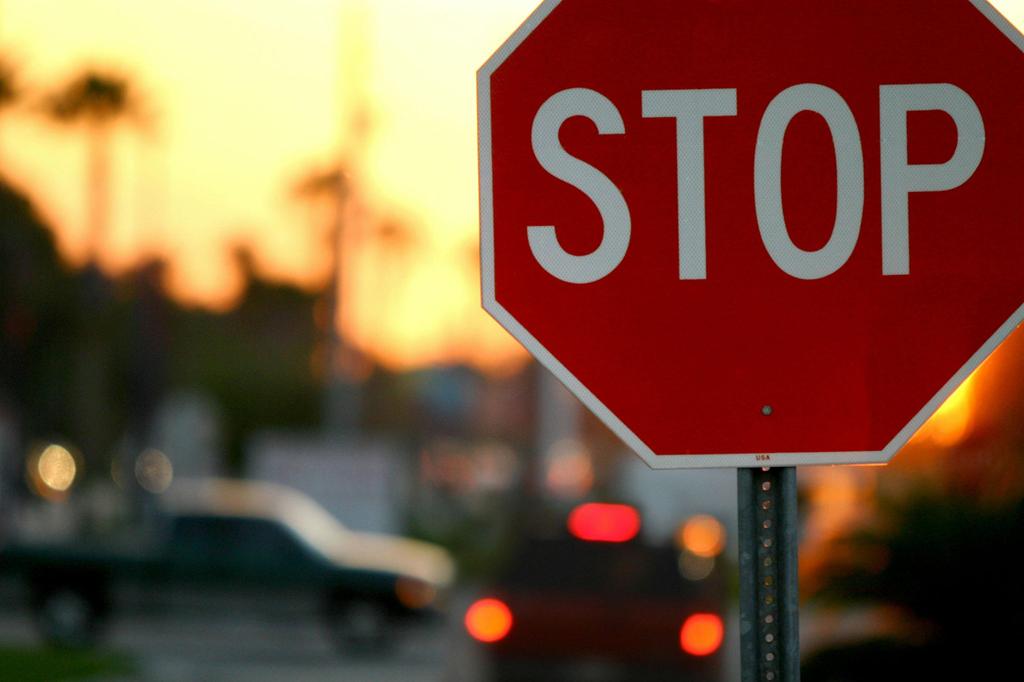 Znak Stop - Paul Groom Photography Bristol - Pexels