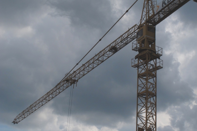 dźwig żuraw 2 - TomFoto